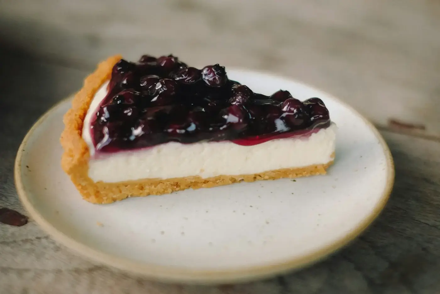 Creamy LongHorn Cheesecake dessert slice